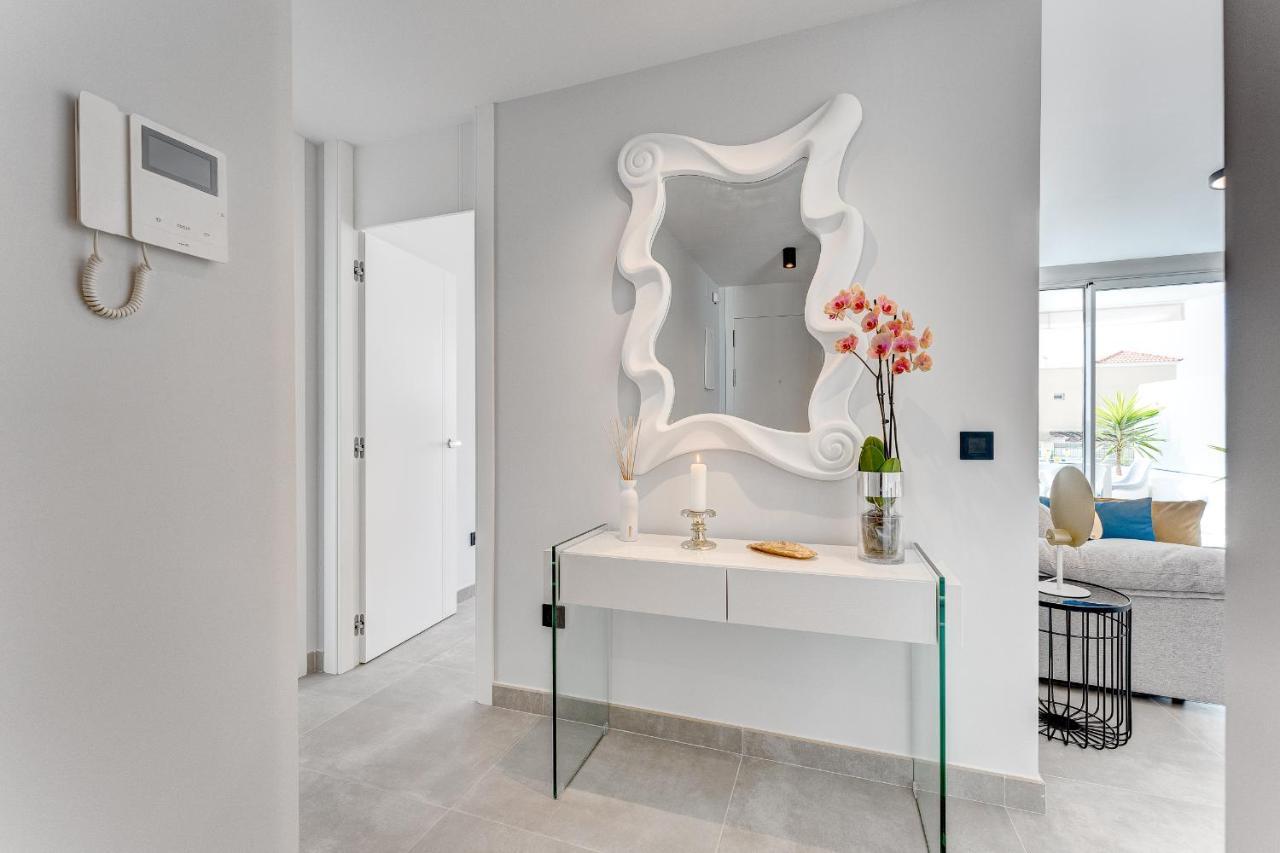Modern New Apartment Las Terrazas De Costa Adeje. Heated Pool, Big Terrace And Private Parking 외부 사진