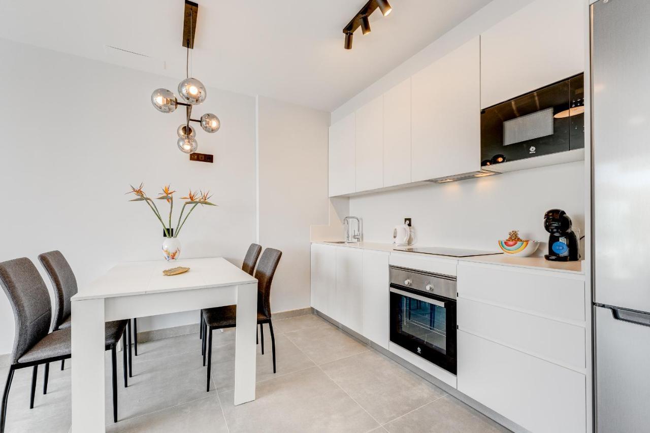 Modern New Apartment Las Terrazas De Costa Adeje. Heated Pool, Big Terrace And Private Parking 외부 사진