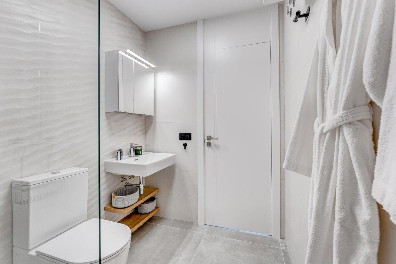 Modern New Apartment Las Terrazas De Costa Adeje. Heated Pool, Big Terrace And Private Parking 외부 사진